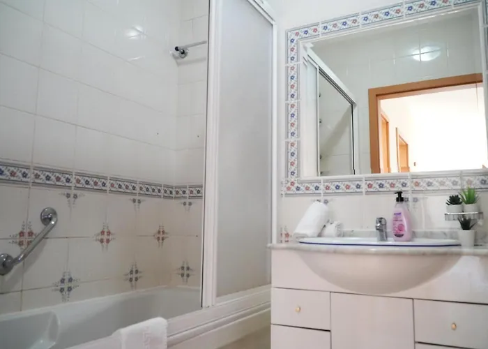 1501 - Clube Praia Mar Apartamento